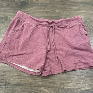 32* degrees Women's Casual purple Shorts size large 8:20